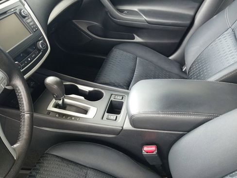 Used 2016 Nissan Altima 2.5 SV w/ Convenience Package image 11