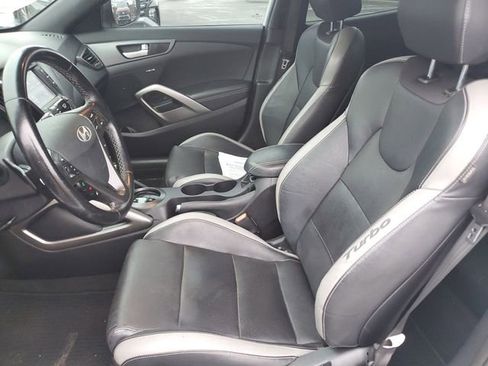 Used 2016 Hyundai Veloster Turbo image 14