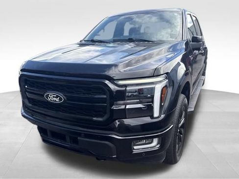 Used 2024 Ford F150 Lariat w/ Equipment Group 502A High AWD/4WD image 4