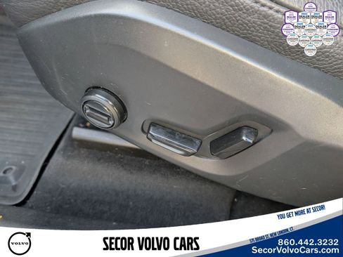 Certified 2023 Volvo XC60 B5 Plus AWD/4WD image 20