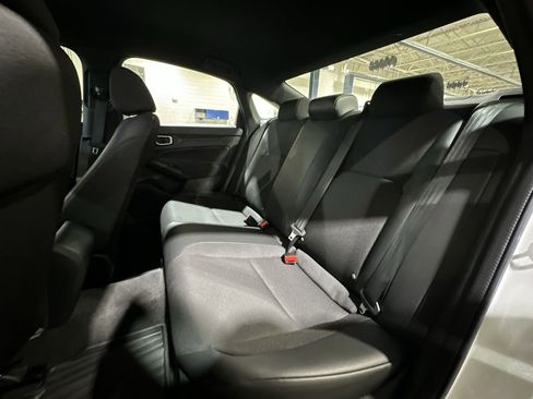 Used 2023 Honda Civic Sport image 23