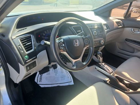Used 2013 Honda Civic LX image 7