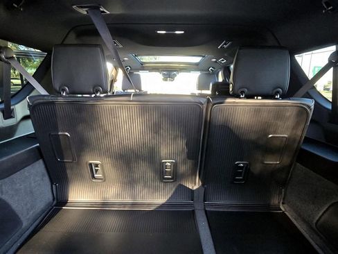 Used 2024 Cadillac Escalade Sport image 38