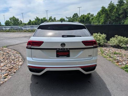 Used 2023 Volkswagen Atlas Cross Sport SEL R-Line AWD/4WD image 4