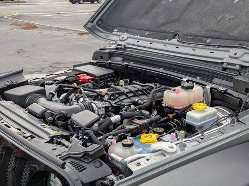 Used 2022 Jeep Wrangler Unlimited Sport image 25