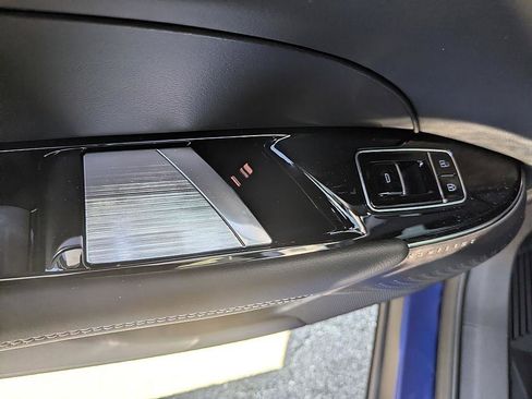 New 2026 Cadillac Lyriq Sport image 27