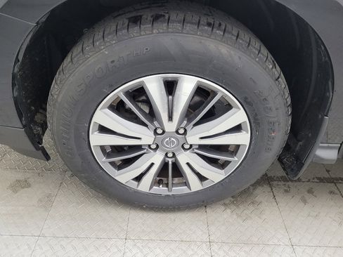 Used 2020 Nissan Pathfinder S image 31