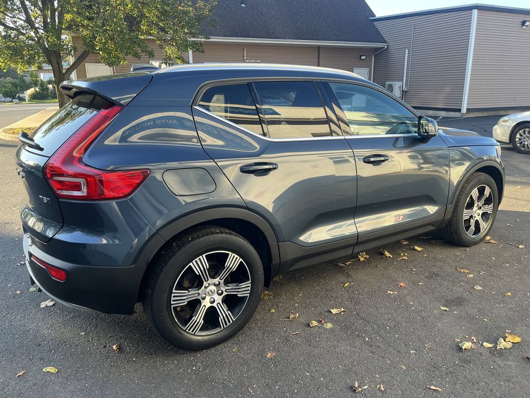 Used 2021 Volvo XC40 T5 Inscription w/ Advanced Package AWD/4WD image 4