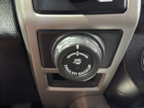 Used 2020 Ford F150 Lariat w/ Equipment Group 502A Luxury AWD/4WD image 32