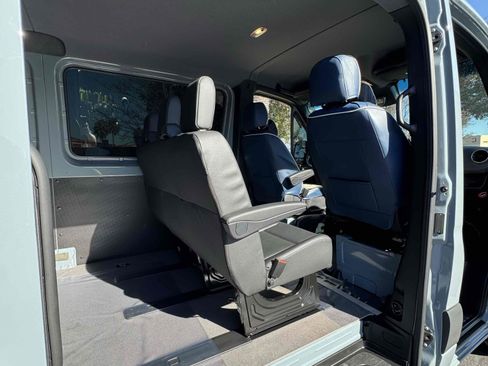 Used 2023 Mercedes-Benz Sprinter 2500 image 21