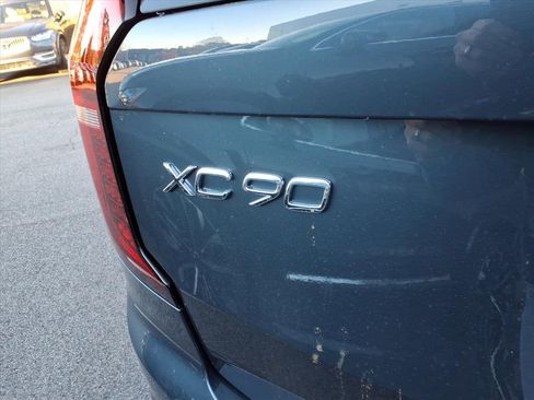 New 2026 Volvo XC90 T8 Ultra w/ Protection Package Premier AWD/4WD image 5