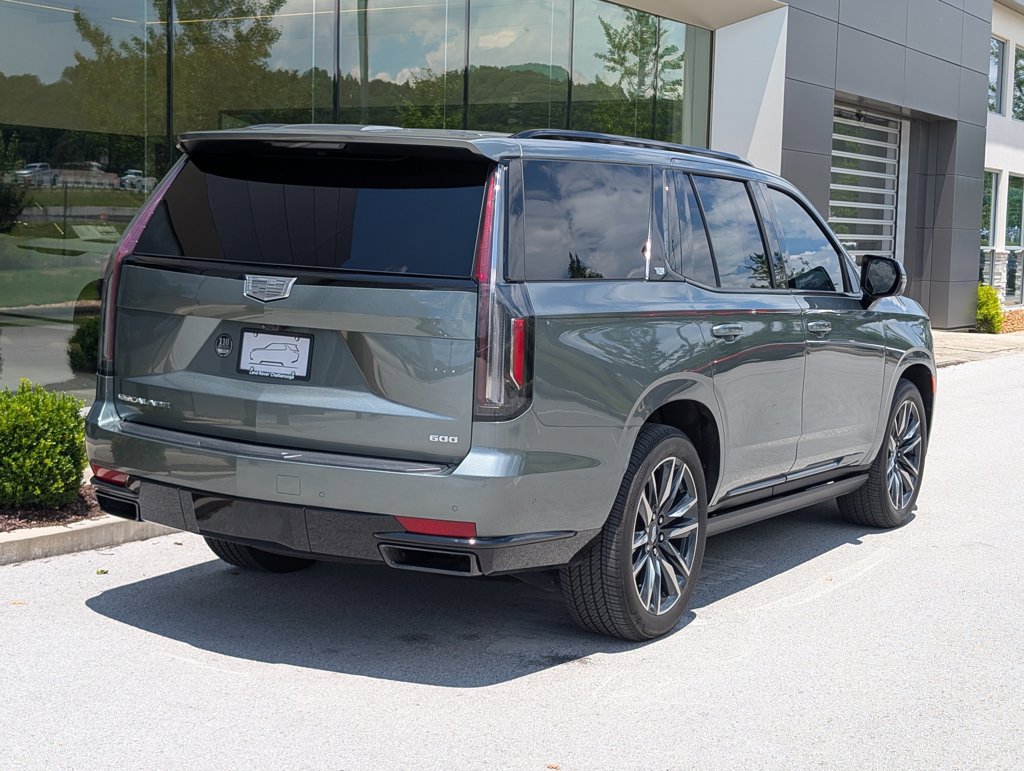 Used 2024 Cadillac Escalade Sport Platinum w/ LPO, Floor Liner Package AWD/4WD image 7