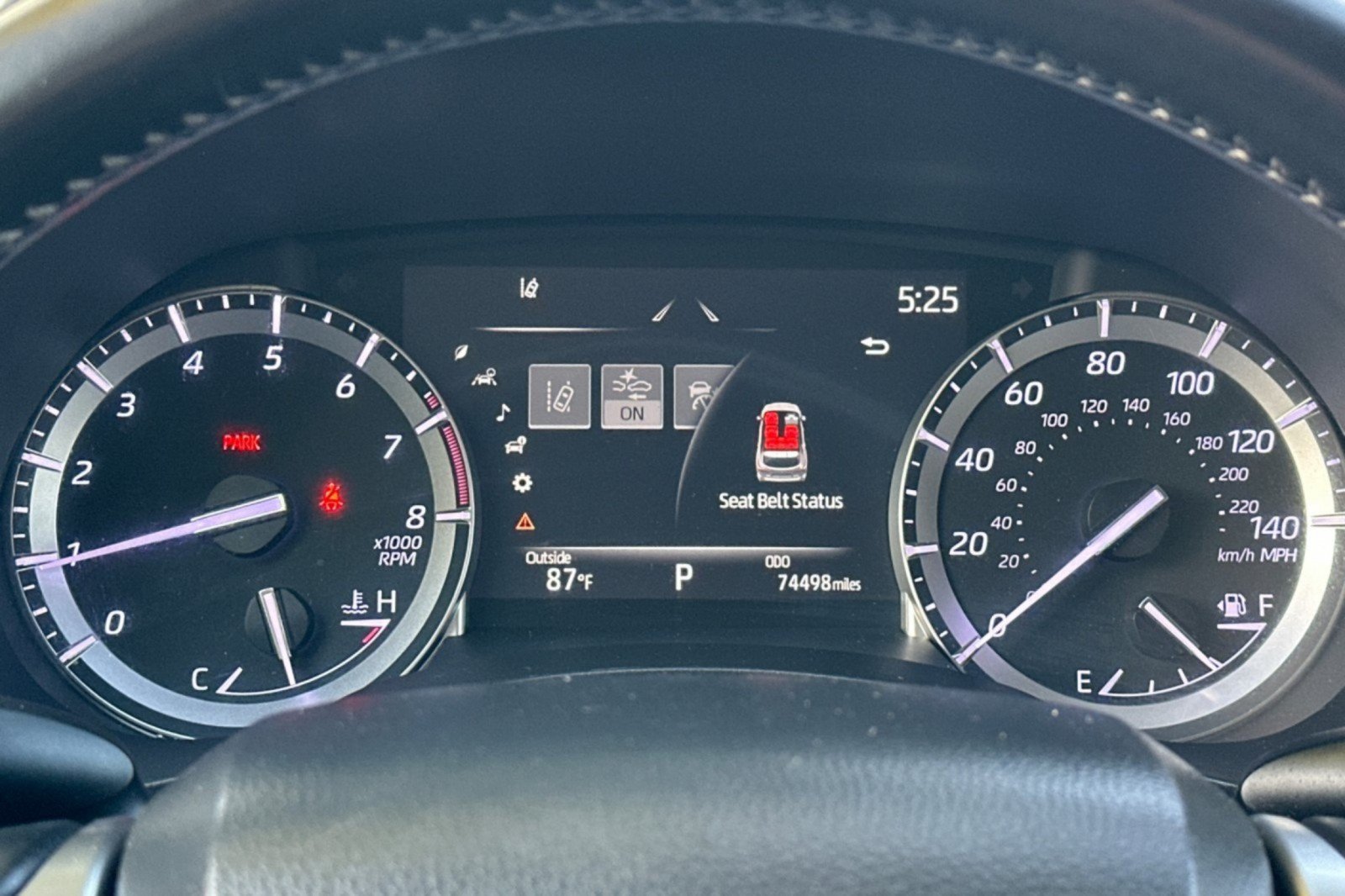 Certified 2022 Toyota Highlander Platinum FWD image 24