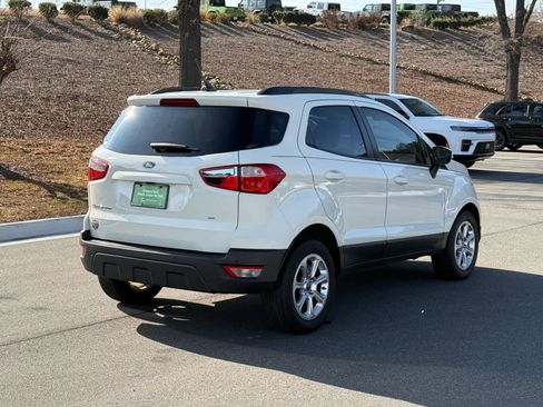 Used 2021 Ford EcoSport SE image 5