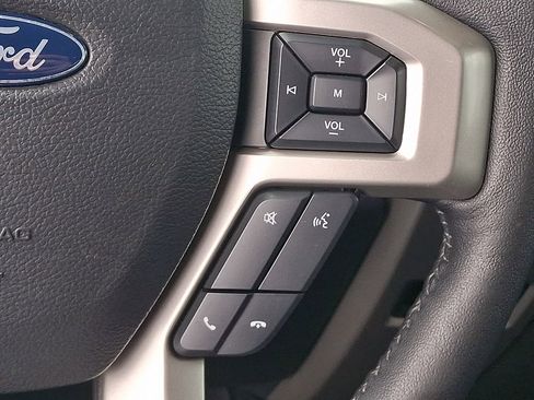 Used 2020 Ford F150 Lariat image 22