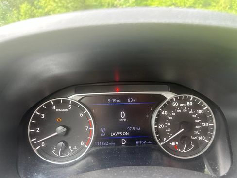 Used 2020 Nissan Altima 2.5 S FWD image 15