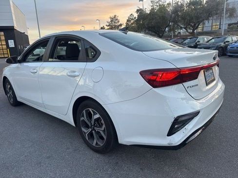 Used 2020 Kia Forte LXS FWD image 4