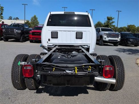 New 2026 RAM 4500 Tradesman w/ Chrome Appearance Group image 5