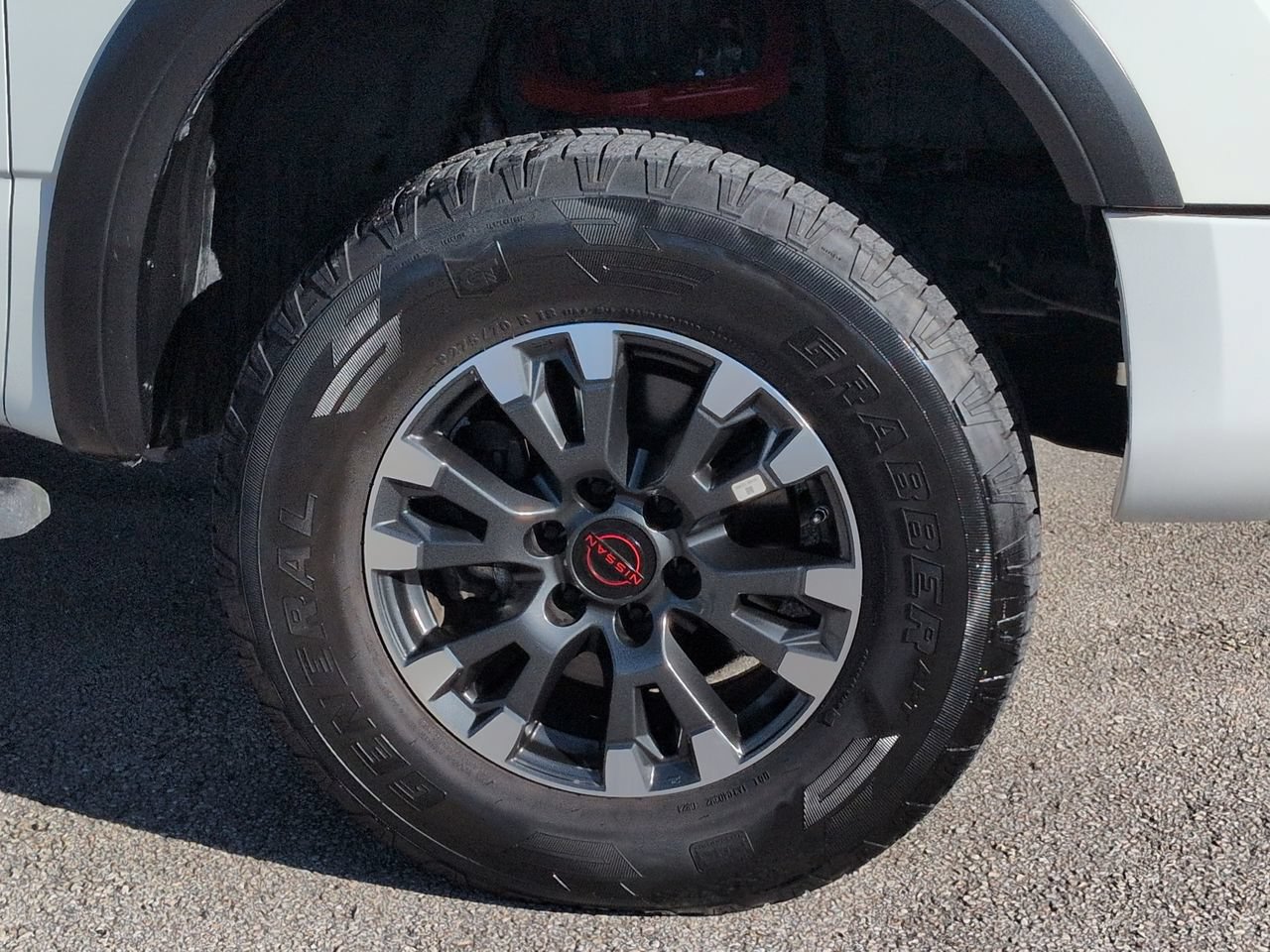 Used 2024 Nissan Titan PRO-4X w/ Pro-4x Utility Package AWD/4WD image 10