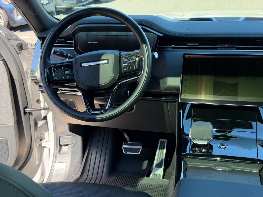 Used 2024 Land Rover Range Rover Sport Dynamic SE AWD/4WD image 21
