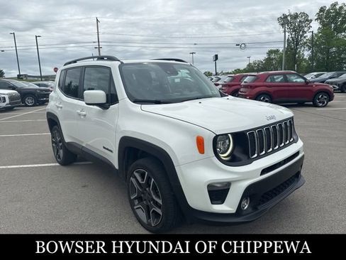 Used 2020 Jeep Renegade Latitude w/ UConnect 8.4 Nav Group AWD/4WD image 9