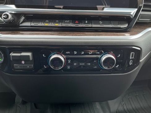 New 2026 GMC Sierra 1500 Elevation image 15