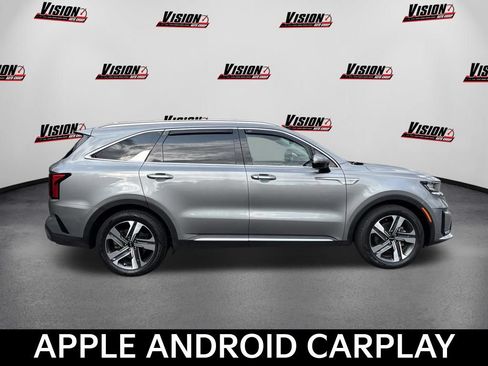 Certified 2023 Kia Sorento EX w/ Panoramic Sunroof Package AWD/4WD image 4