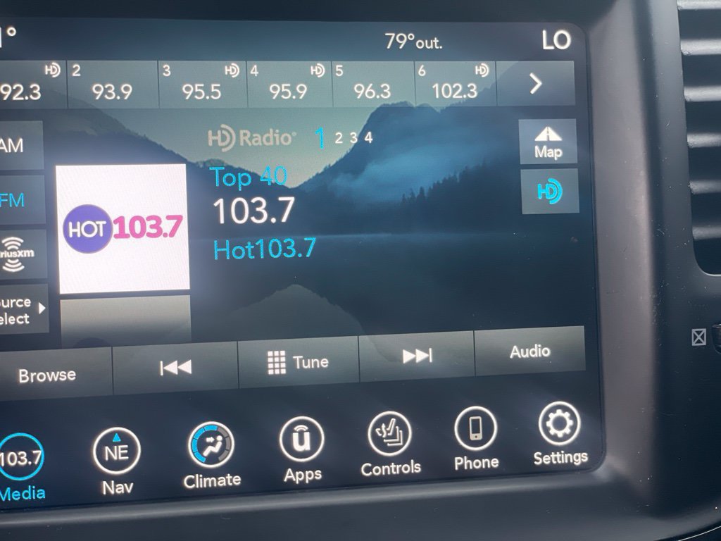 Used 2022 Chrysler 300 S RWD image 13