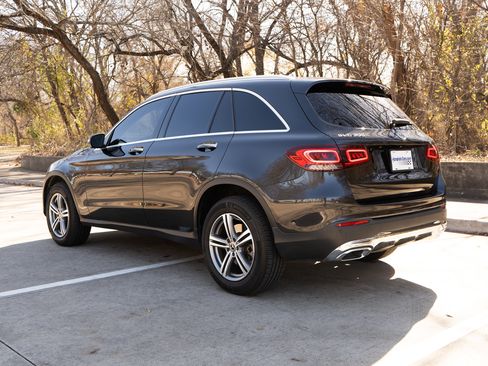 Used 2021 Mercedes-Benz GLC 300 300 image 7