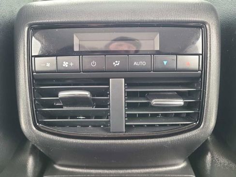 Used 2020 MAZDA CX-9 Touring w/ Touring Premium Package image 25