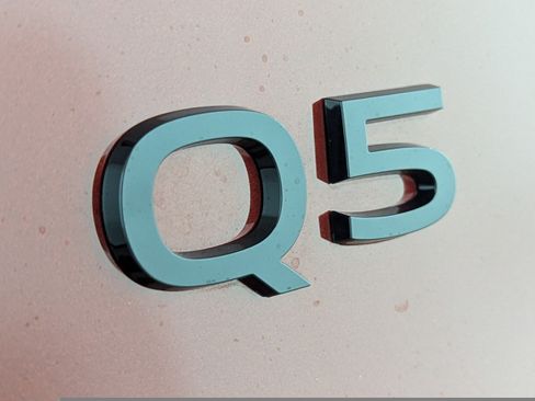 Certified 2025 Audi Q5 Prestige AWD/4WD image 25