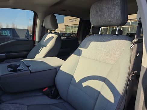 Used 2021 Ford F150 XLT w/ XTR Package image 12