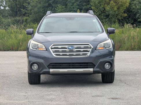 Used 2017 Subaru Outback 2.5i Limited AWD/4WD image 3