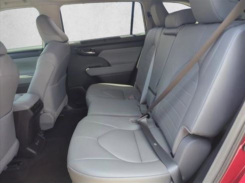 New 2026 Toyota Highlander XLE AWD/4WD image 22