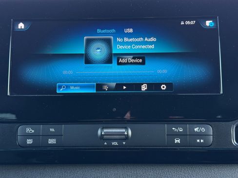 Used 2024 Mercedes-Benz Sprinter 2500 image 25