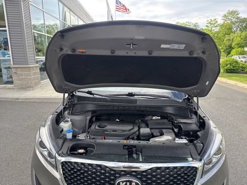 Used 2016 Kia Sorento AWD w/ LX Convenience Package image 17