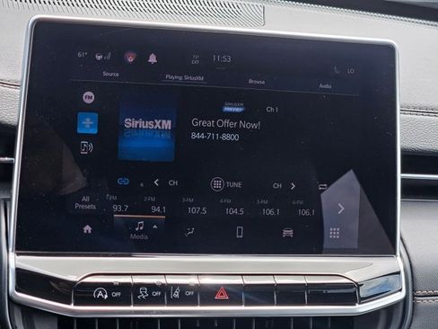 Used 2022 Jeep Compass Limited AWD/4WD image 11