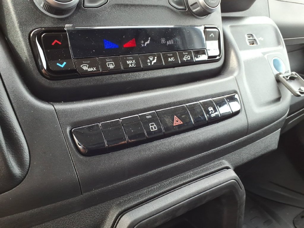 New 2026 RAM ProMaster 2500 w/ Convenience Group FWD image 14