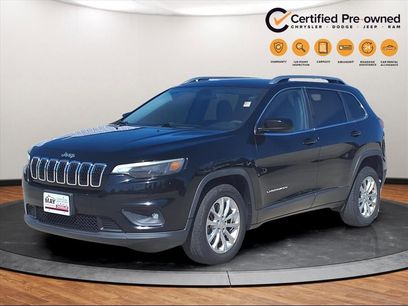 Used 2019 Jeep Cherokee Latitude w/ Popular Appearance Group