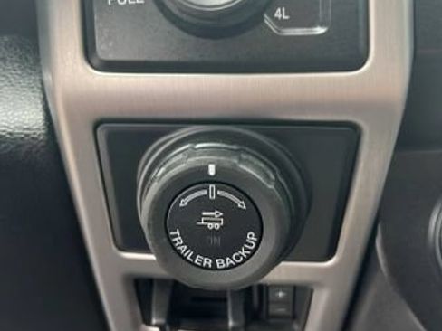 Used 2019 Ford F150 Platinum w/ Max Trailer Tow Package AWD/4WD image 26
