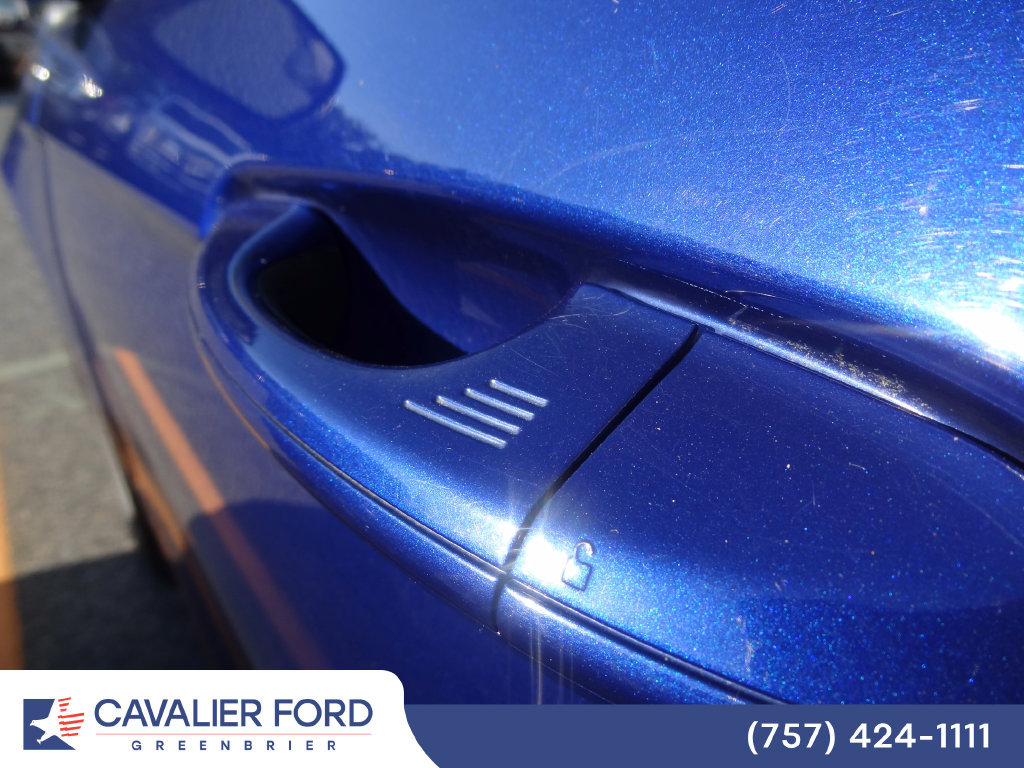 Used 2015 Ford Edge SE FWD image 14
