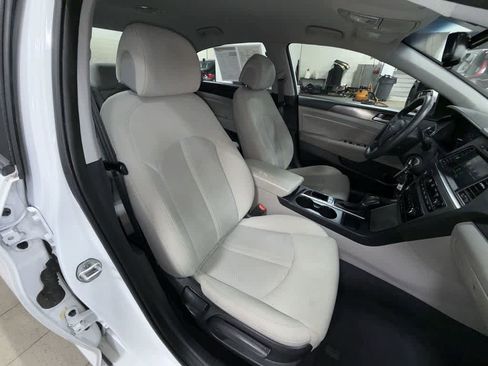 Used 2016 Hyundai Sonata Sport image 16