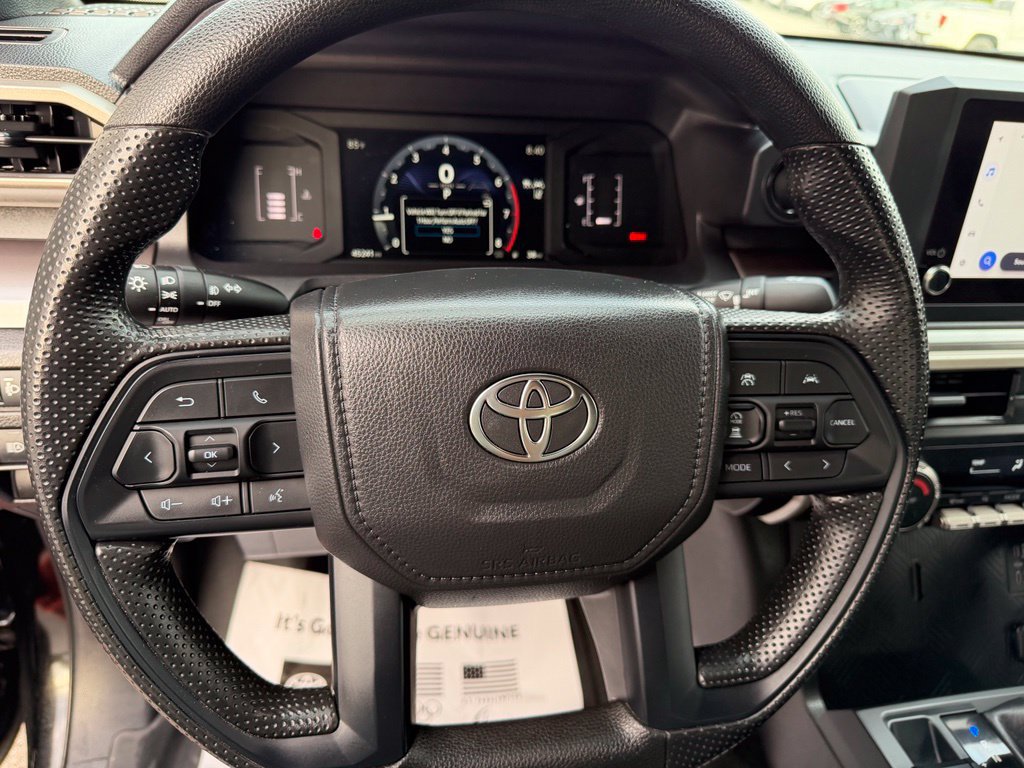 Certified 2025 Toyota Tacoma SR5 AWD/4WD image 16