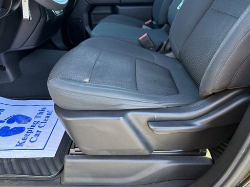 Used 2021 Chevrolet Silverado 2500 Custom w/ Infotainment Package image 15