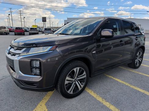 Used 2021 Mitsubishi Outlander Sport ES image 3