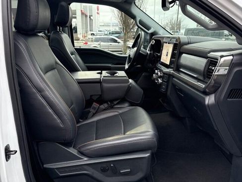 Used 2025 Ford F350 Lariat w/ Camper Package image 17