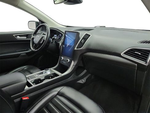Used 2022 Ford Edge SEL w/ Convenience Package image 24