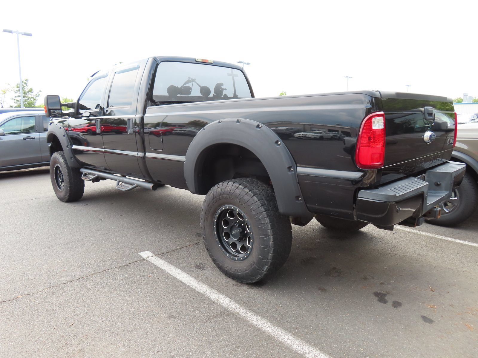 Used 2016 Ford F250 XLT w/ XLT Value Package AWD/4WD image 6