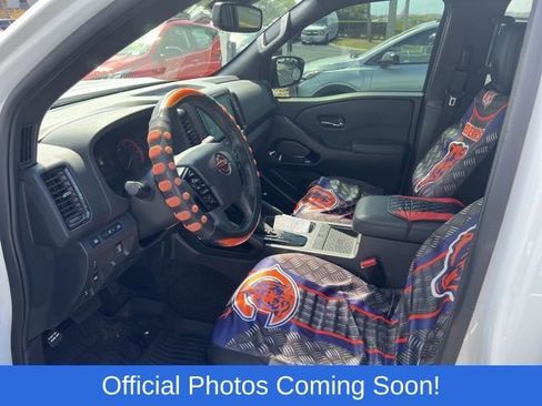 Used 2022 Nissan Frontier PRO-4X w/ Pro-4X Premium Package image 3