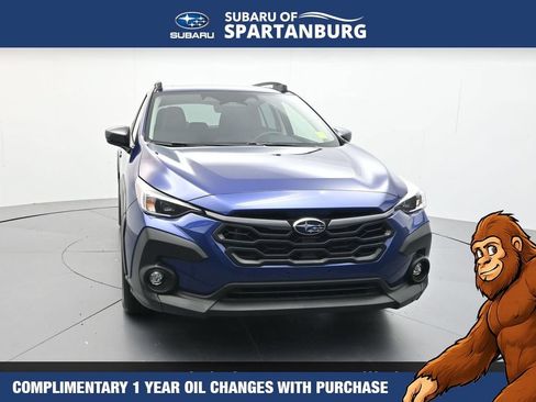 Used 2024 Subaru Crosstrek 2.0i Premium AWD/4WD image 2